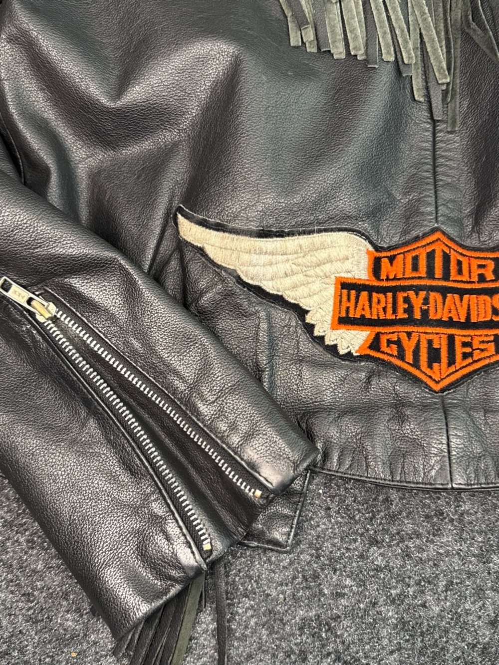 Harley-Davidson-esque Black Leather Fringe Motorcycle Jacket - Picture 5 of 8